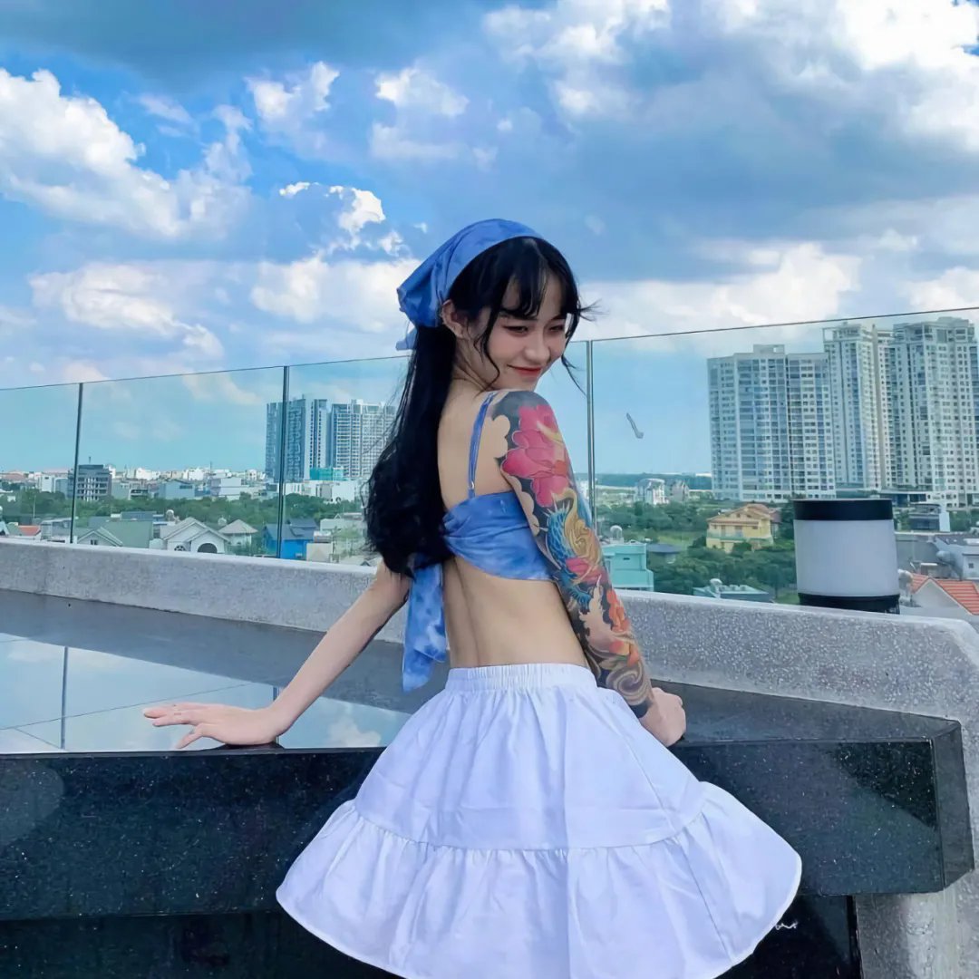 我是周时青海报